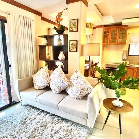 Elaine'S Homestay Dumaguete City Bagian luar foto