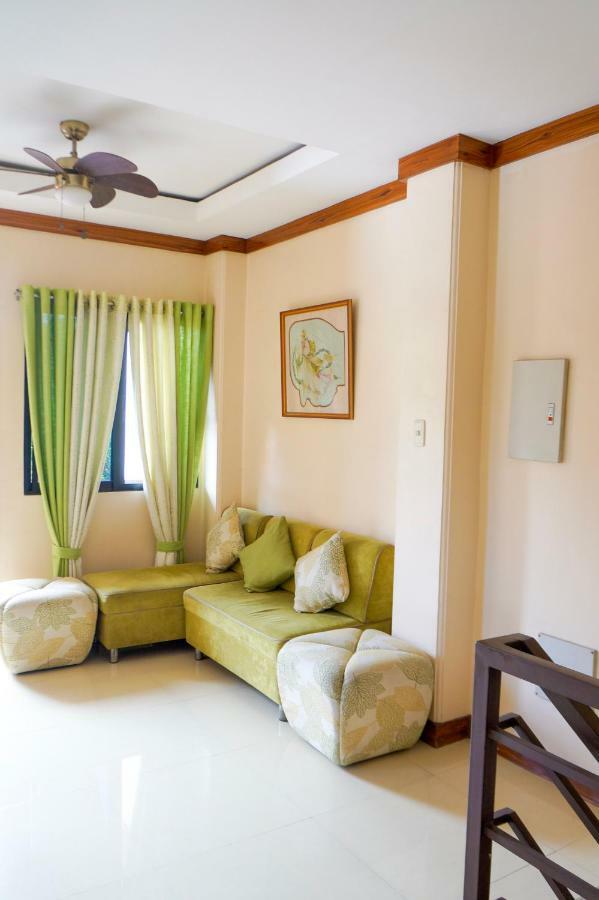 Elaine'S Homestay Dumaguete City Bagian luar foto